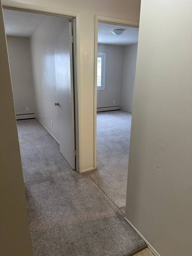 Photo du bâtiment - 4507-244 44 Ave