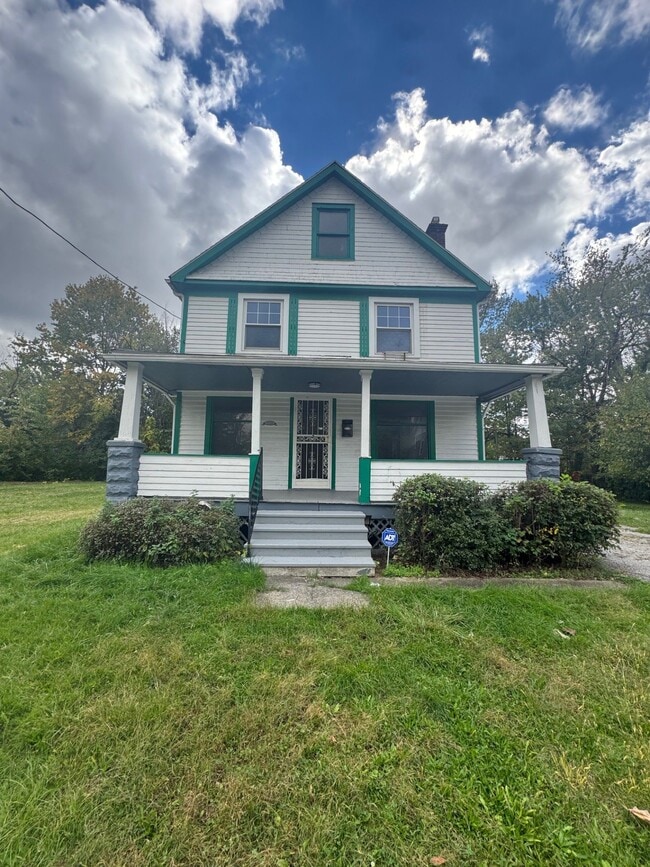 Photo - 9520 Marah Ave House