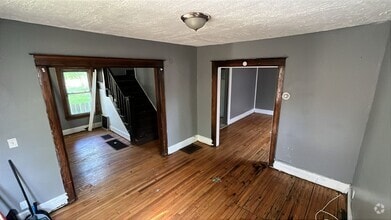 Building Photo - 590 Frost Ave