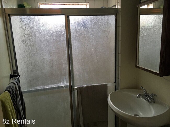 Foto del edificio - 5 br, 2.5 bath House - 530 S 44th St.