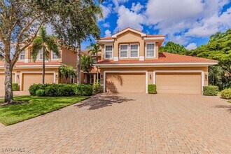 Building Photo - 7837 Hawthorne Dr