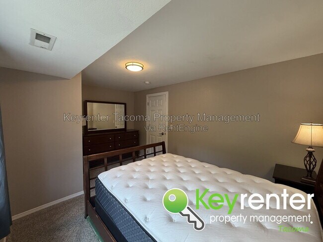 Foto del edificio - 8311 S 18th St