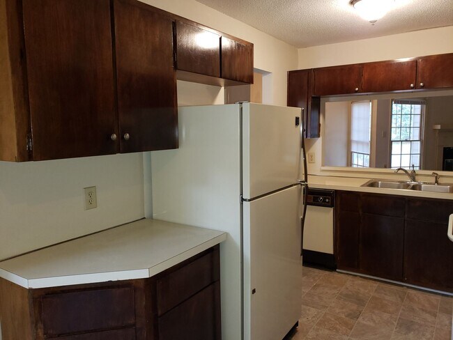 Foto del edificio - 2 Bedroom North Raleigh NC