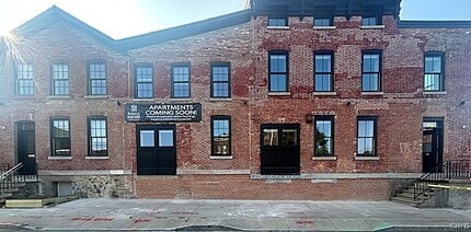 Building Photo - 106 Hotel St