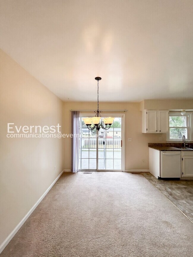 Foto del edificio - 11406 Wentworth Ct