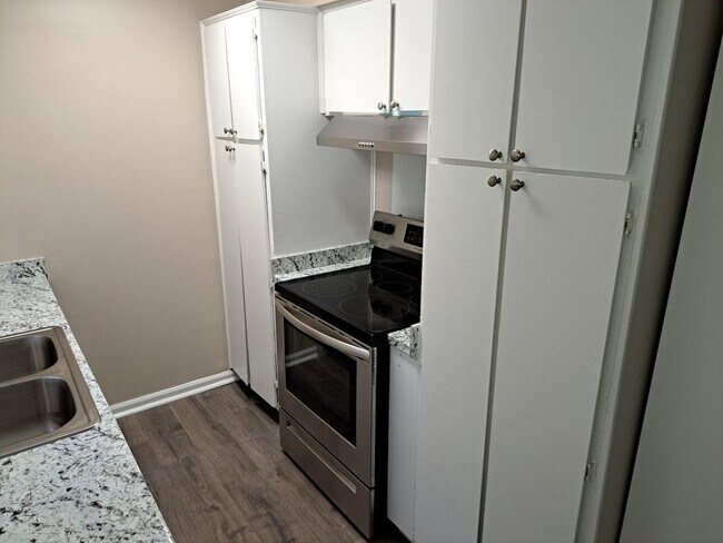 Foto del edificio - 9611 Dunwoody Dr