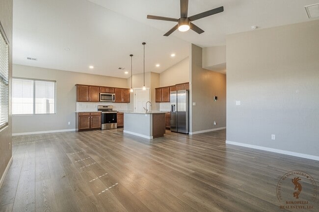 Building Photo - 2465 Apex Ave