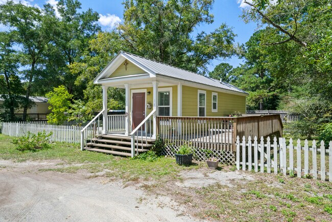 Foto del edificio - 161 Caswell Branch Rd