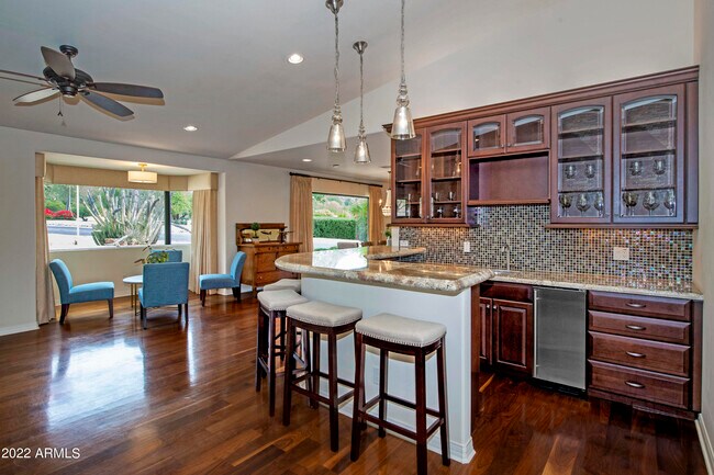 Foto del edificio - 4717 E Rockridge Rd