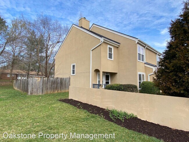 Foto del edificio - 3 br, 2 bath House - 2641 Chancer Dr.
