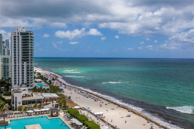 Building Photo - 1830 S Ocean Dr