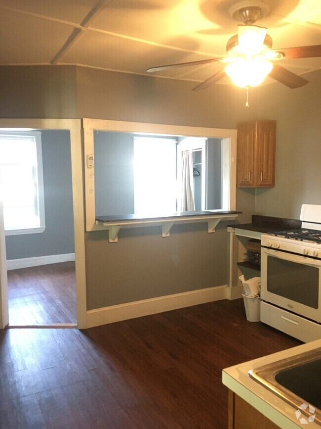 Downtown Haverhill Basement Apartments for Rent Haverhill, MA 3