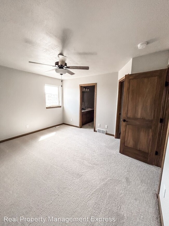 Building Photo - 3 br, 2.5 bath House - 6014 E Copper Pl