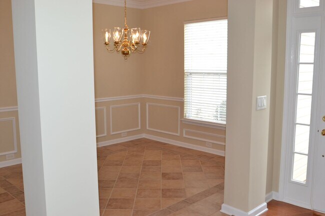 Building Photo - 11609 Sidney Crest Ave
