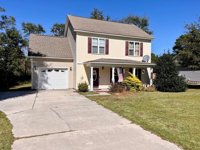 Foto del edificio - Large family rental available in Maple Hill