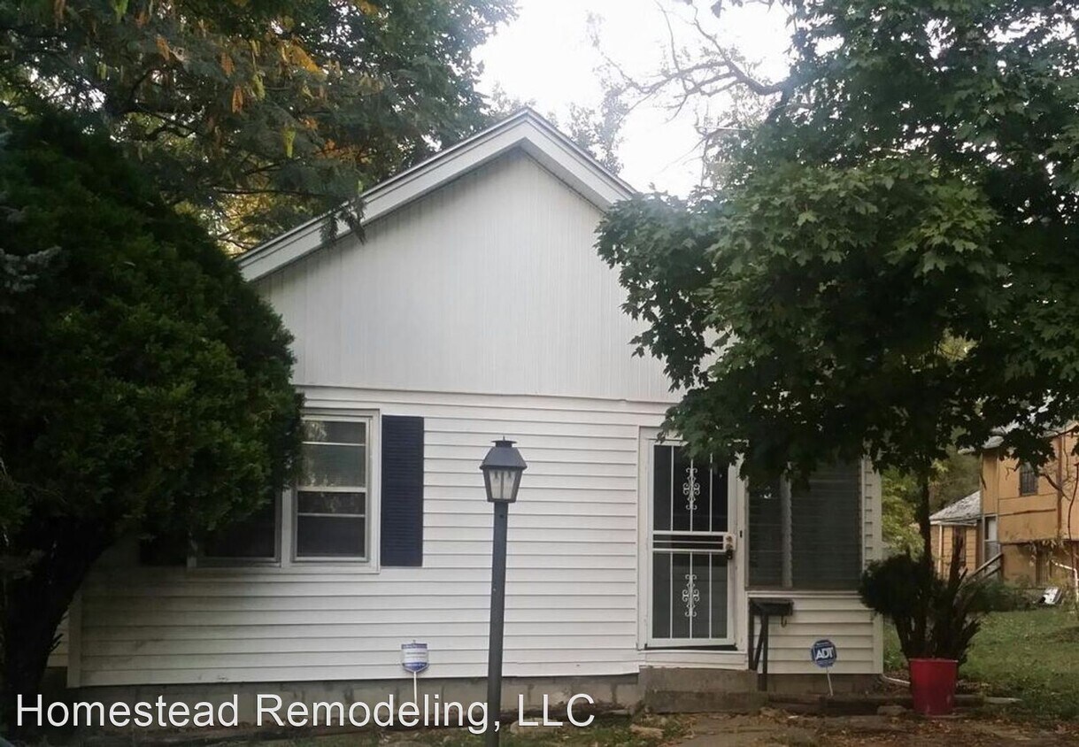 Primary Photo - 3 br, 1 bath House - 1336 E. 82nd Street