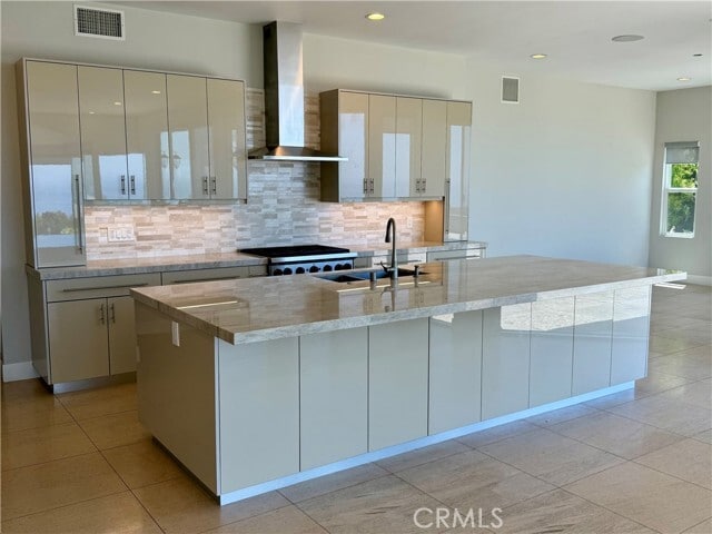 Building Photo - 2615 Temple Hills Dr