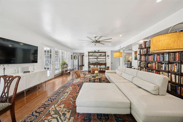 Foto del edificio - 8600 Inwood Rd