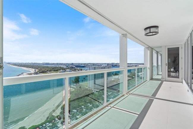 Foto del edificio - 2100 S Ocean Ln