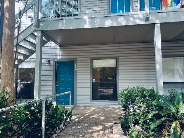 Foto principal - 802 S 1st St