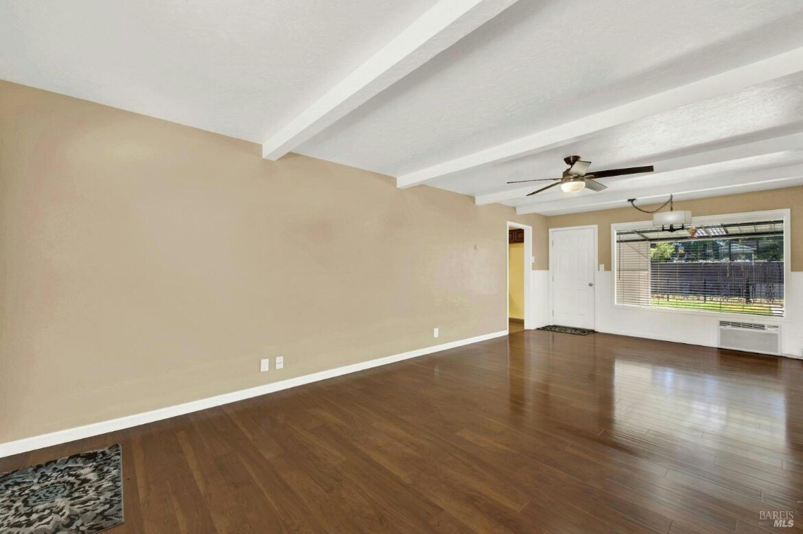 Foto del edificio - 1028 Tyler St