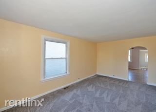 Building Photo - 2 br, 1 bath House - 2220 Blake Ave