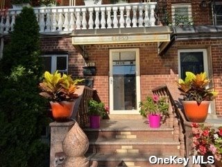 Foto del edificio - 1459 E 87th St