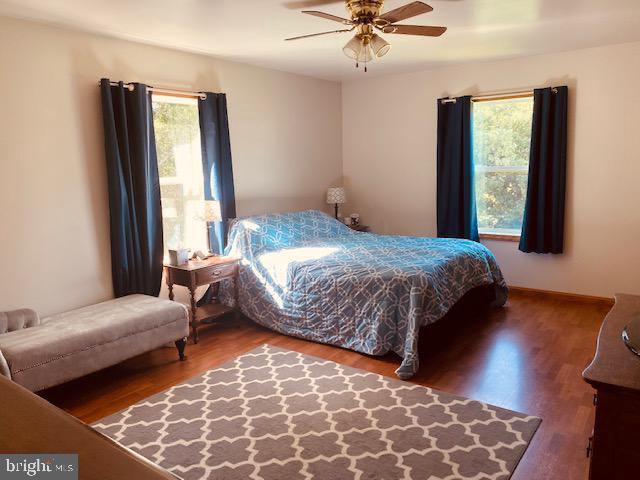 Foto del edificio - 439 Hunting Ridge Rd