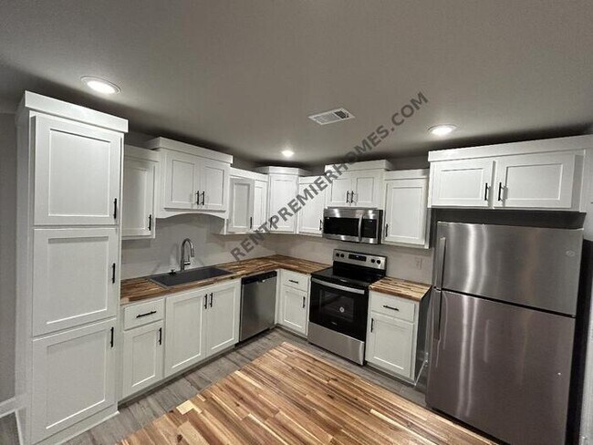 Building Photo - 67 Birchwood Dr Ward AR 72176