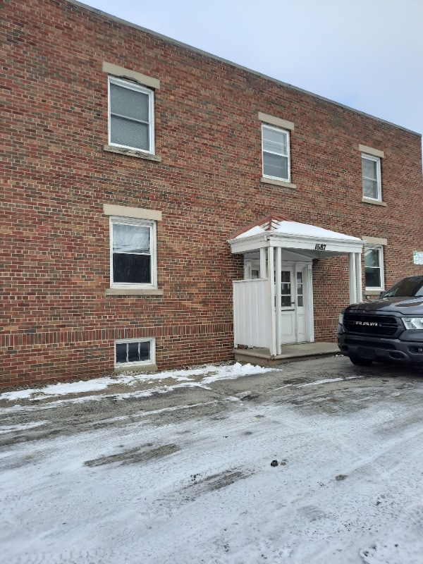 Foto principal - 1687 Deckner Ave