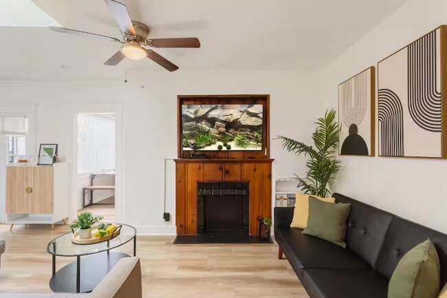 Foto del edificio - 735 Belmont Ave