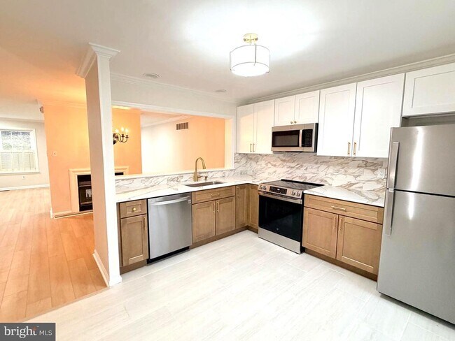 Foto del edificio - 2305 Westfield Ct