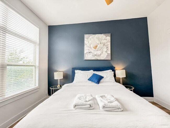 Building Photo - 2901 Indiana St