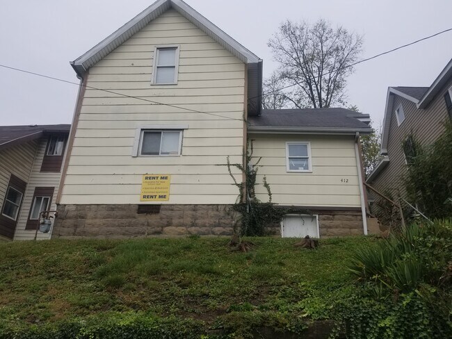 Building Photo - 412 McLane Ave