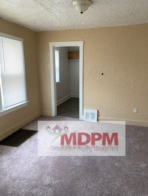 Building Photo - 20200 Santa Rosa Dr