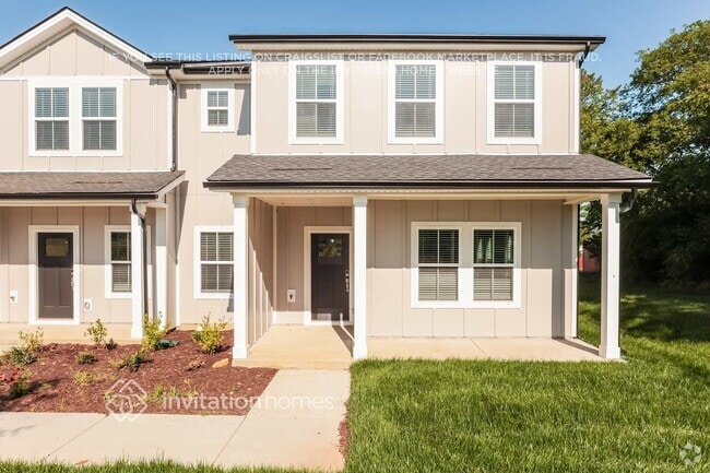 Building Photo - 215 River Rock Dr