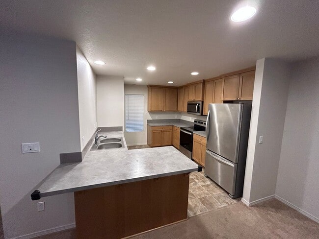 Foto del edificio - AUG750-800