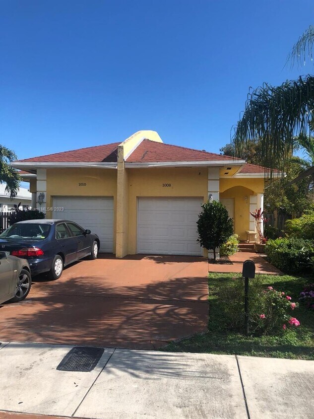 1010 NW 2nd Ave, Hallandale Beach, FL 33009 House for Rent in