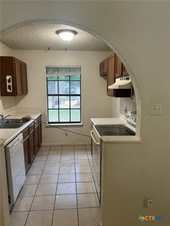 Foto del edificio - 2910 San Jacinto Rd