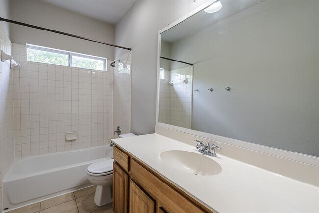 Foto del edificio - 3316 Blumie St