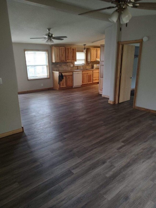 Foto del edificio - 1503 Osborne St