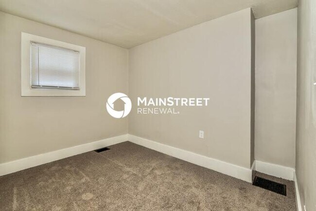 Building Photo - 1 Bedroom Pet-Friendly Home in Louisville, KY with Main Street Renewal