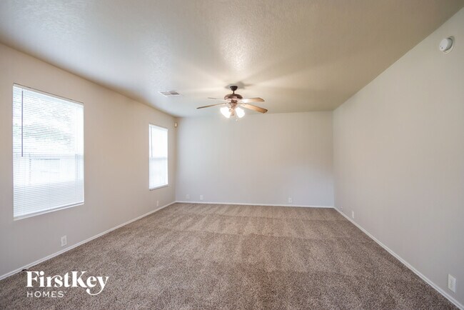 Foto del edificio - 1019 Grand Plains Drive