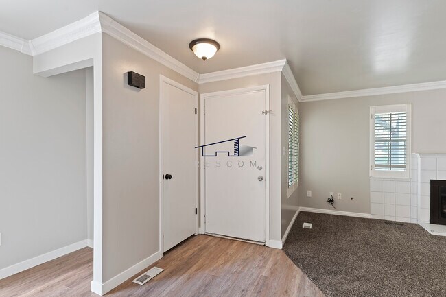 Foto del edificio - 77 Pheasantbrook Cir