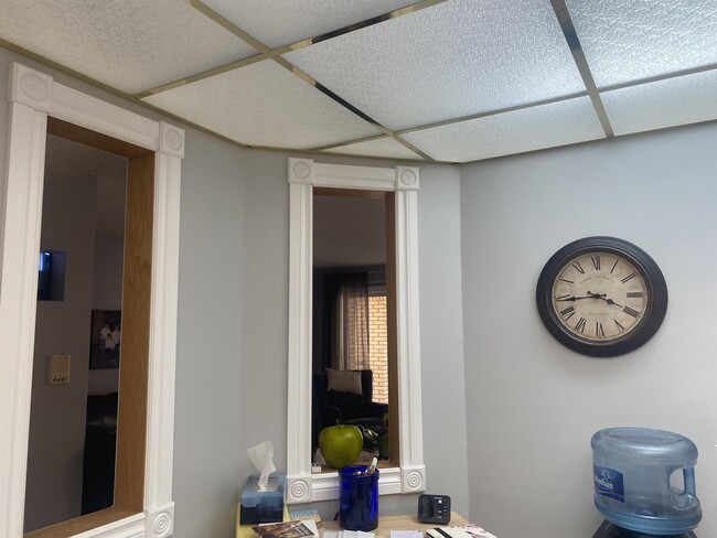 Building Photo - 2242 Cornwall St