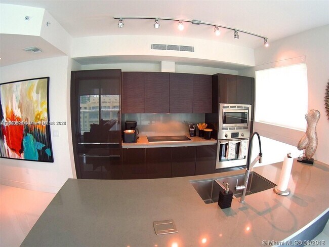 Foto del edificio - 1080 Brickell Ave