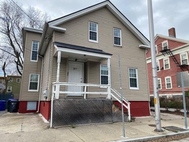 Primary Photo - 377 Pine St