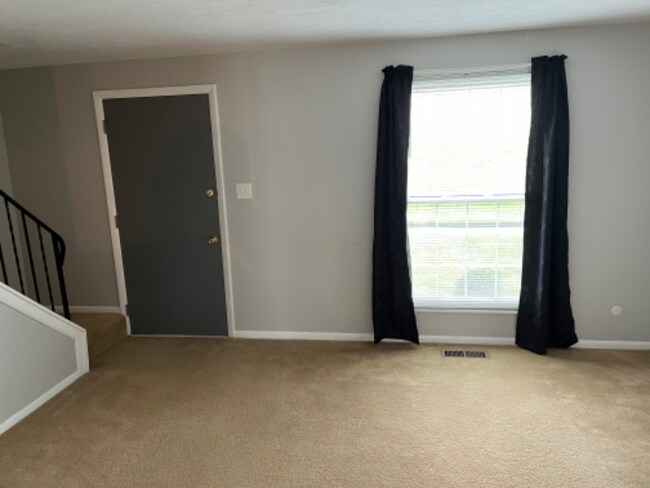 Building Photo - 1420 Crown Point Ct