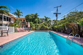 Building Photo - 9400 E Bay Harbor Dr