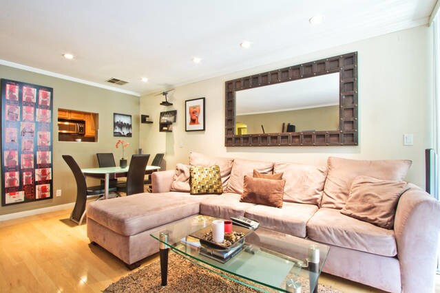 Foto principal - 740 N Kings Rd